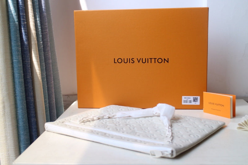I W Fashion Lu-Vi bags - 9046