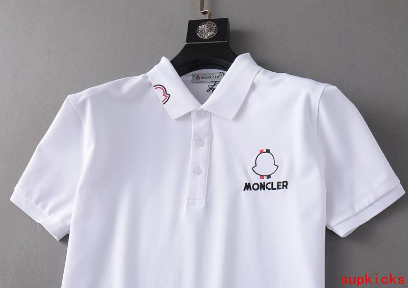 Moncler Luxury Cloth