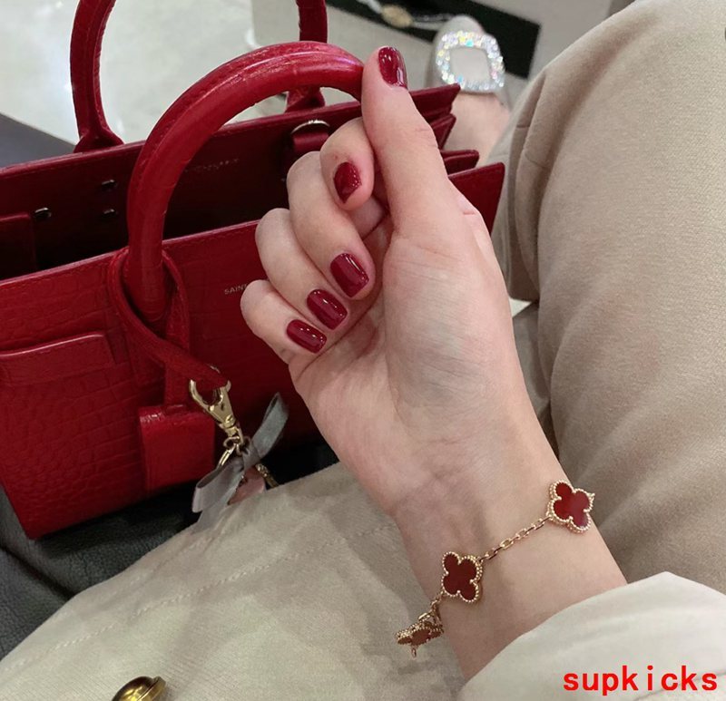 Van Cleef & Arples Jewelry