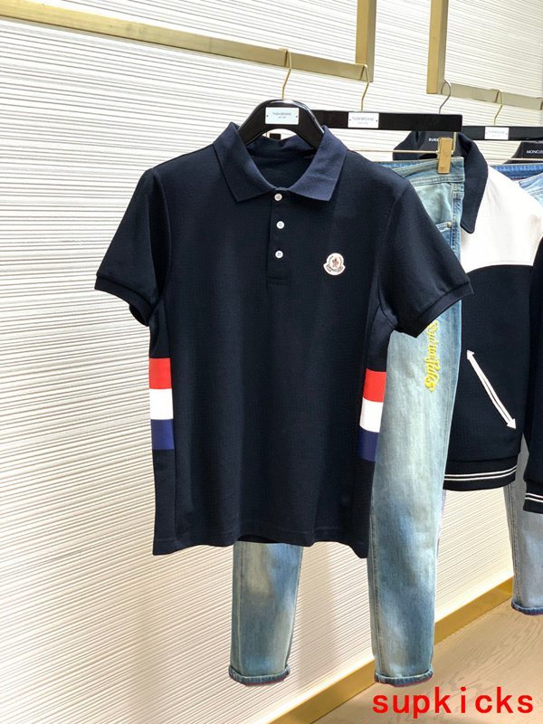 Moncler Luxury Cloth