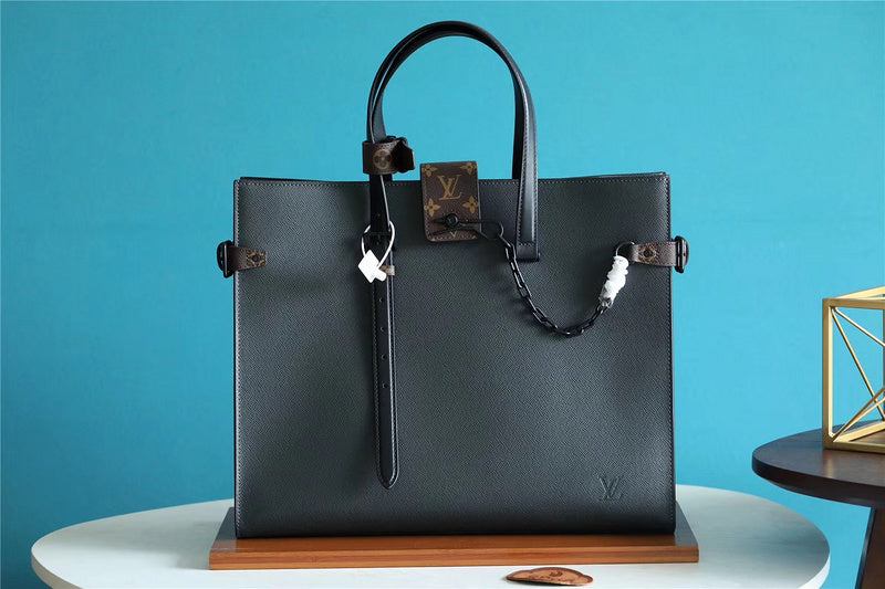 I W Fashion Lu-Vi bags - 9843