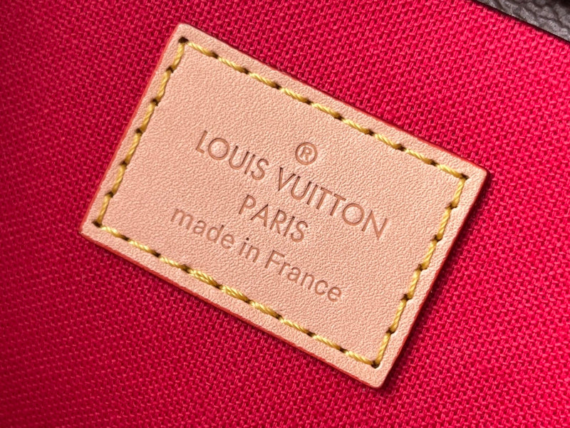 I W Fashion Lu-Vi bags - 17079
