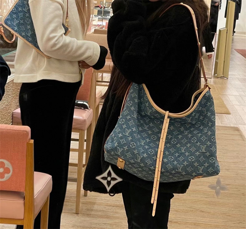 PHA - LOV Bags - 216