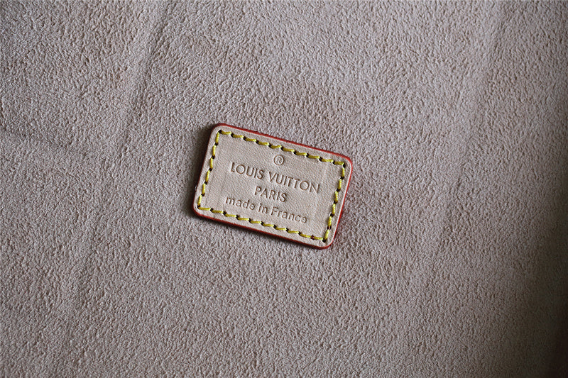 I W Fashion Lu-Vi bags - 9539