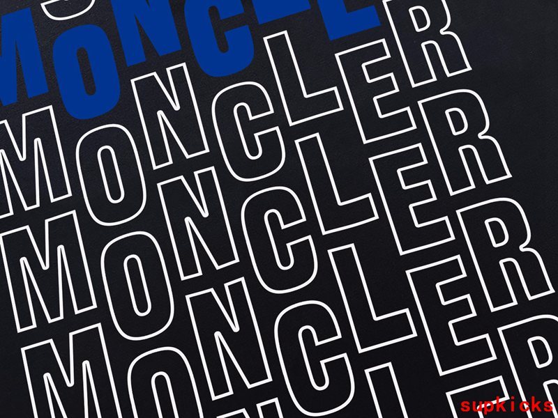 Moncler Luxury Cloth
