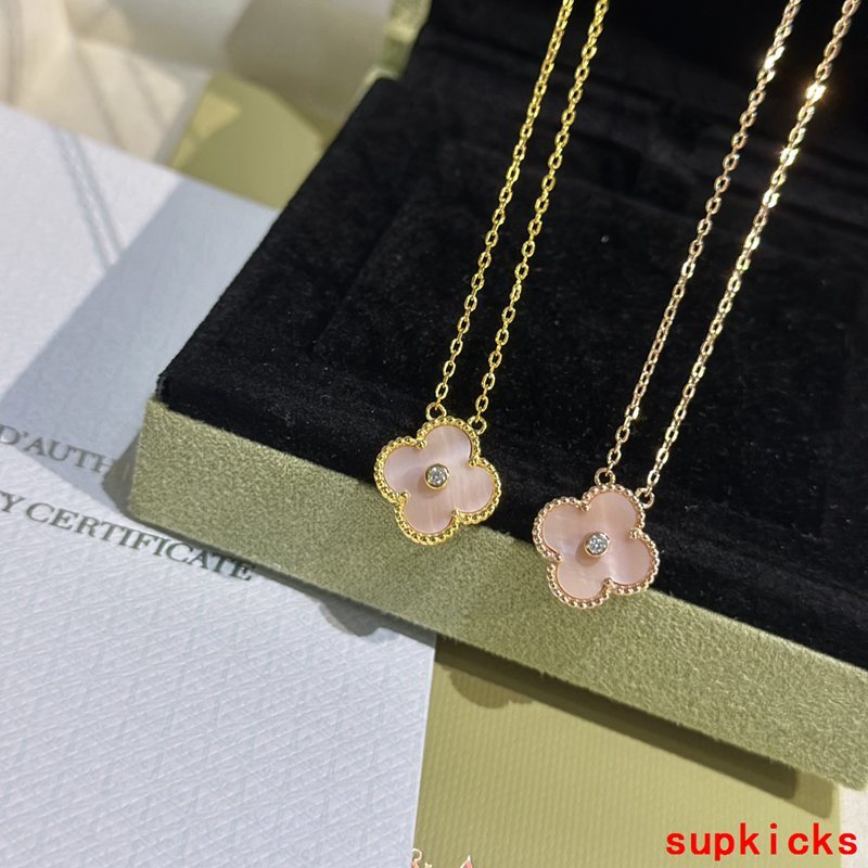 Van Cleef & Arples Jewelry