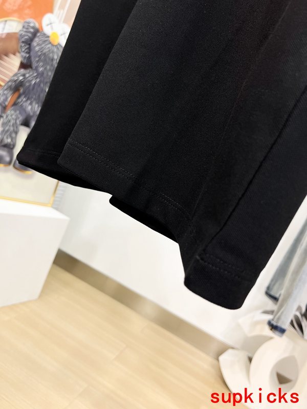 Moncler Luxury Cloth