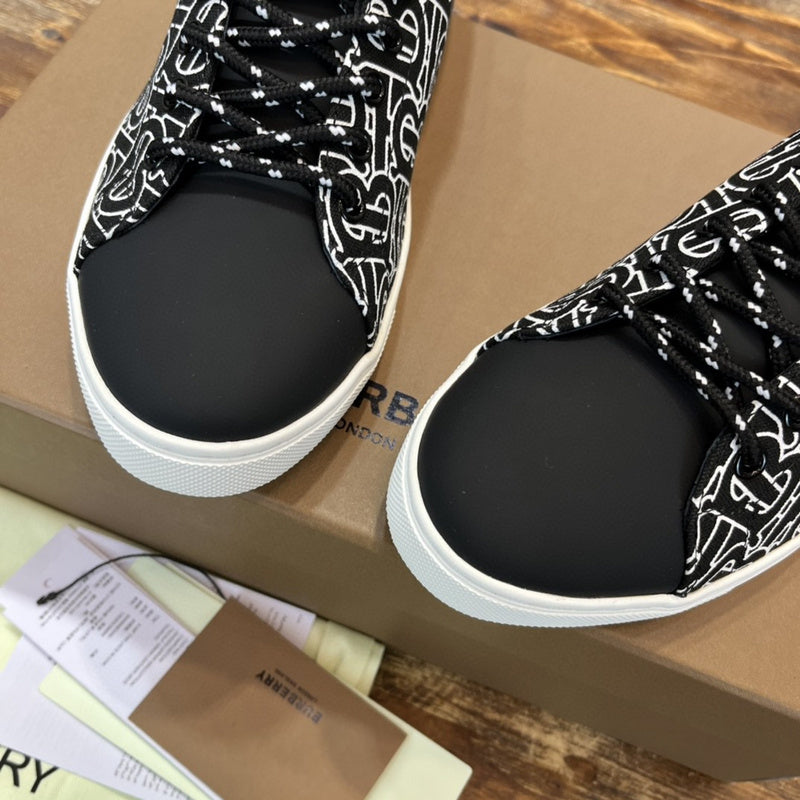 Burberry Luxury Shoes