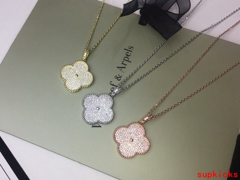 Van Cleef & Arples Jewelry