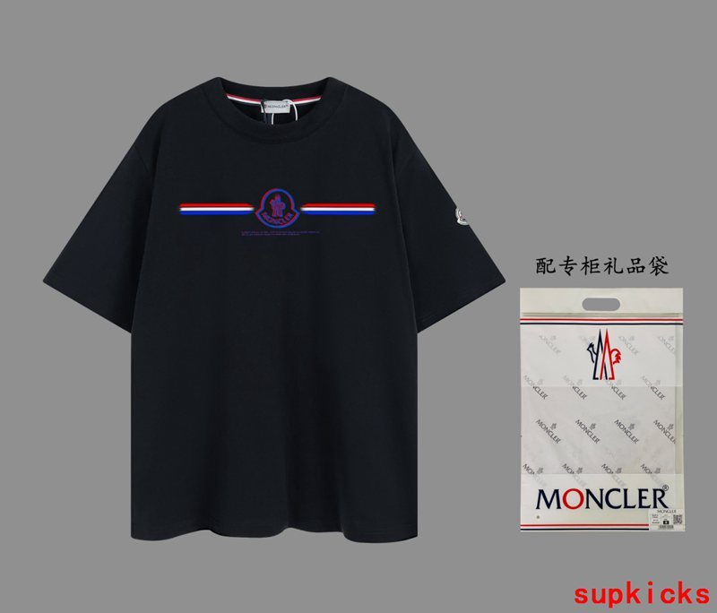 Moncler Luxury Cloth