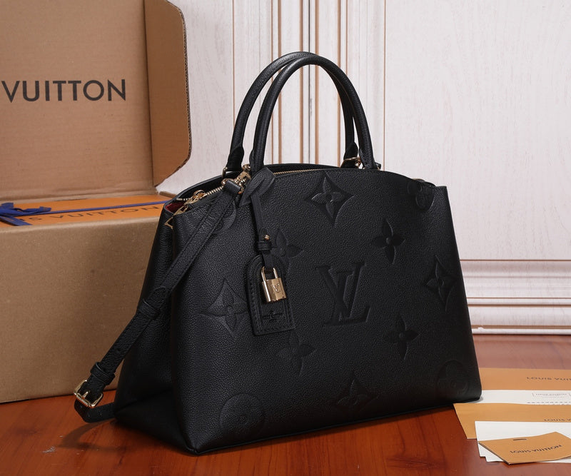 I W Fashion Lu-Vi Bags - 16802