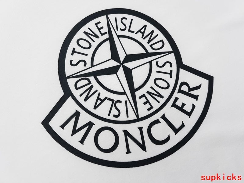 Moncler Luxury Cloth