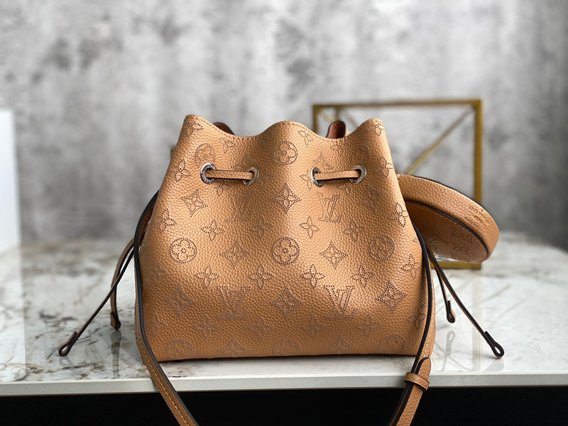 I W Fashion Lu-Vi bags - 17279