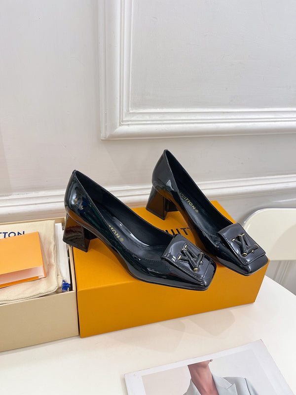 Louis Vuittion Luxury Shoes