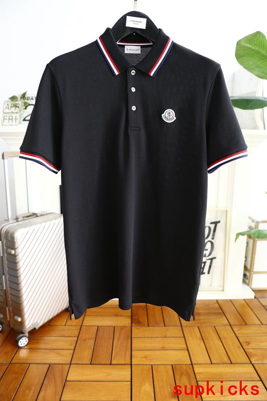 Moncler Luxury Cloth