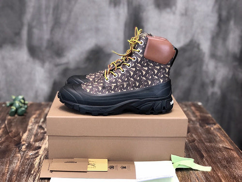 Burberry Luxury Shoes