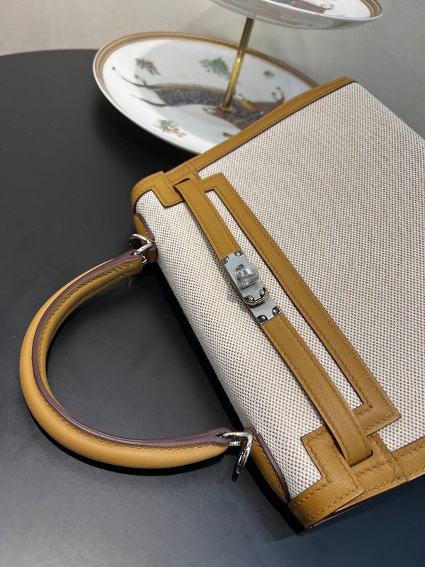 PHA - HMS Bags - 1313
