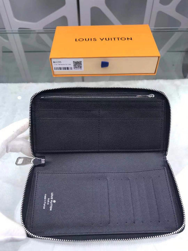 I W Fashion Lu-Vi bags - 10863