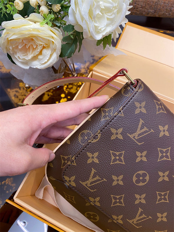 PHA - LOV Bags - 110