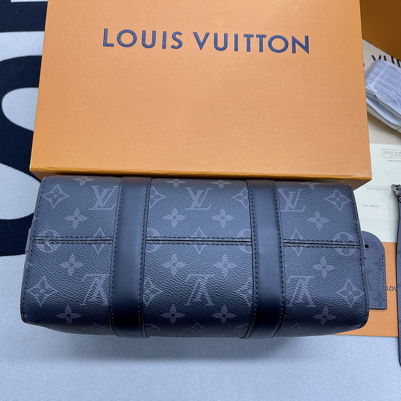 I W Fashion Lu-Vi bags - 11265