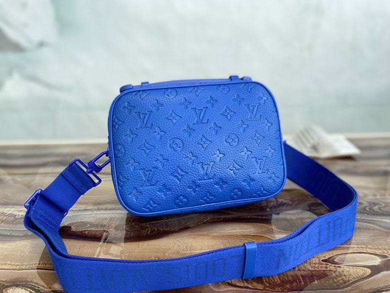 I W Fashion Lu-Vi bags - 17438