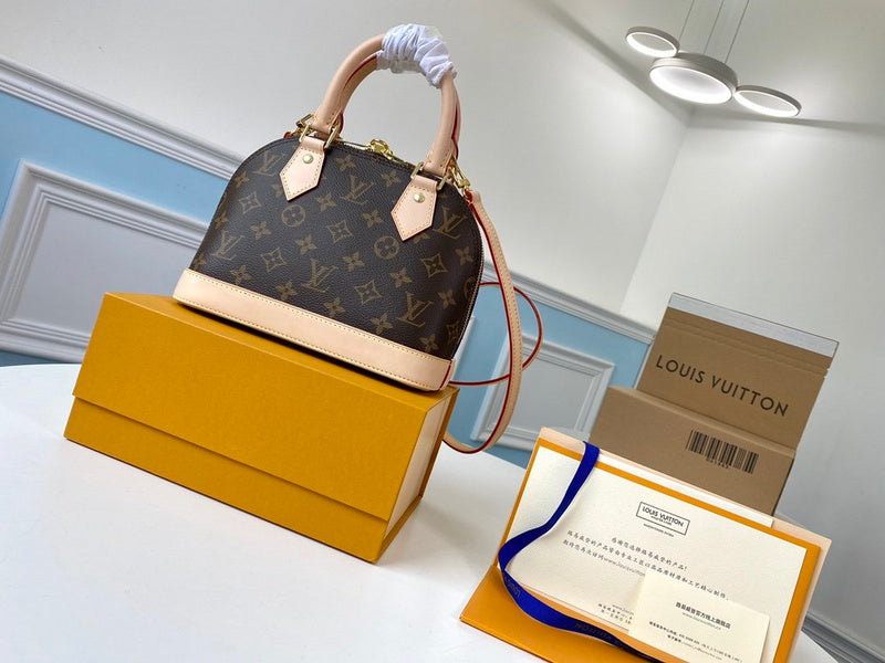 I W Fashion Lu-Vi bags - 17741