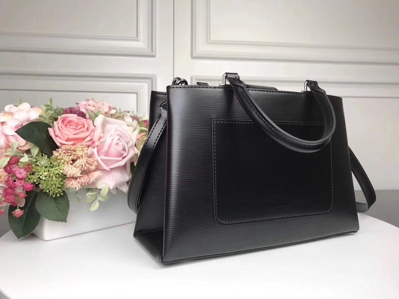 I W Fashion Lu-Vi bags - 17494