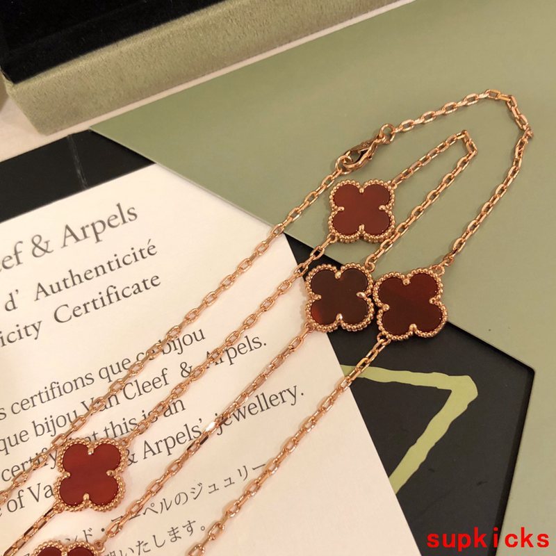 Van Cleef & Arples Jewelry