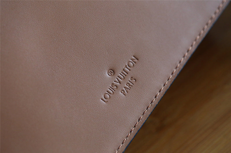 I W Fashion Lu-Vi bags - 8146