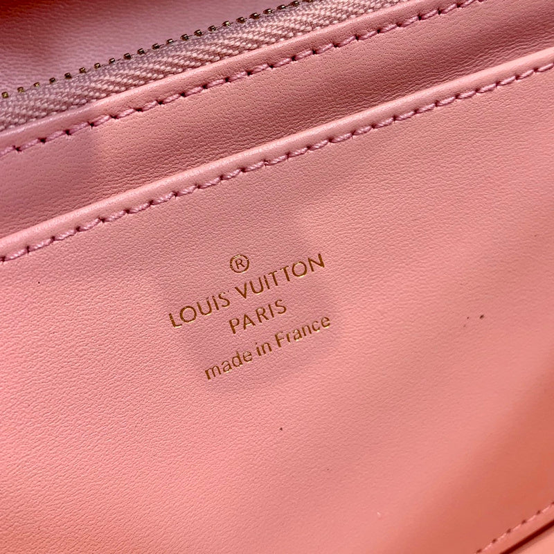 I W Fashion Lu-Vi bags - 9088