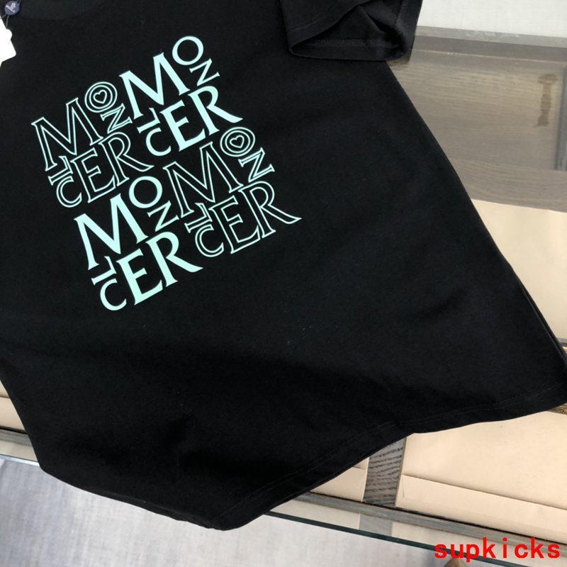 Moncler Luxury Cloth