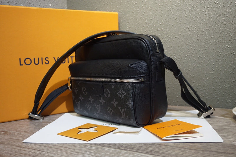 I W Fashion Lu-Vi bags - 17327