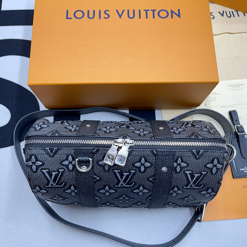 I W Fashion Lu-Vi bags - 11228