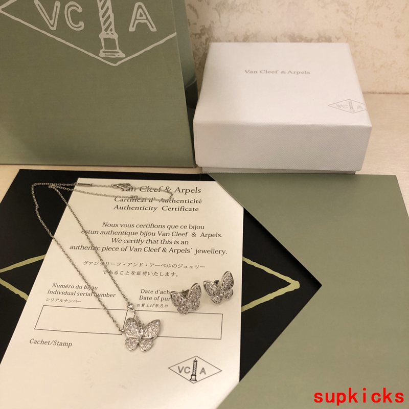 Van Cleef & Arples Jewelry