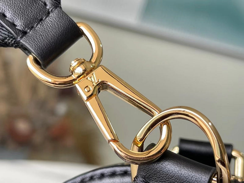 I W Fashion Lu-Vi Bags - 16618