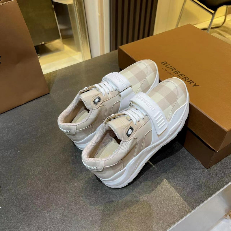 Burberry Luxury Shoes