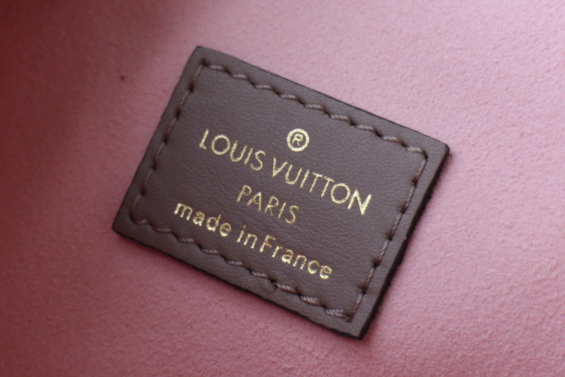 LOV2 Bags - Luxurious Bags  2821