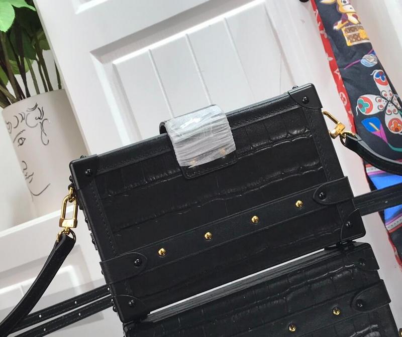 Mila's Edit - LOV Bags - 2364