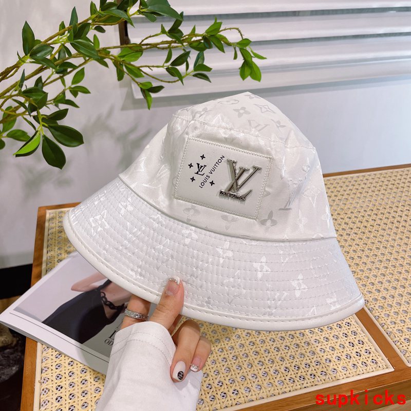 Louis Vuitton Luxury Cap