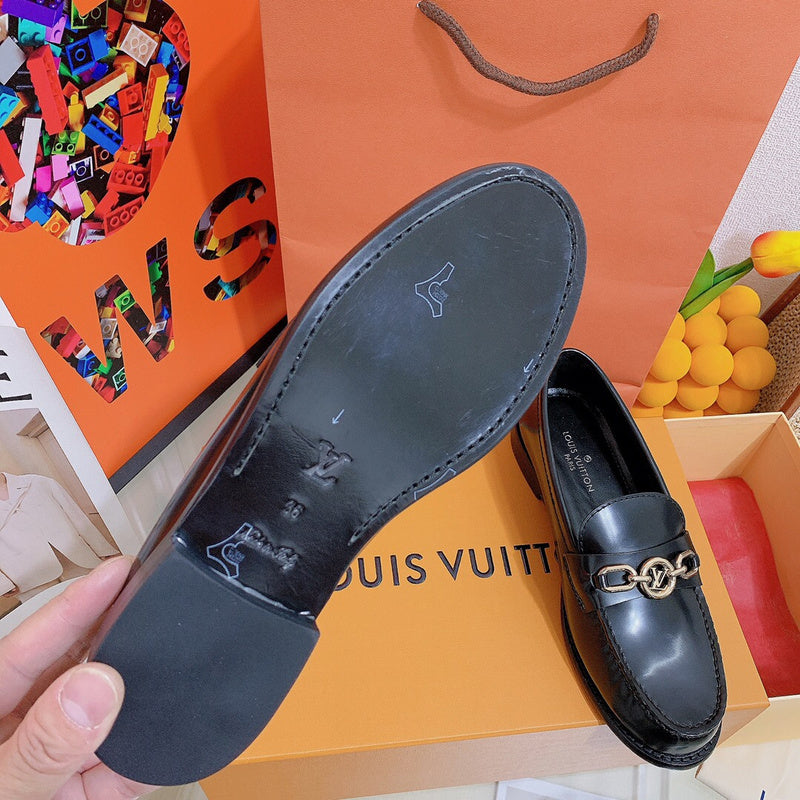 Louis Vuittion Luxury Shoes