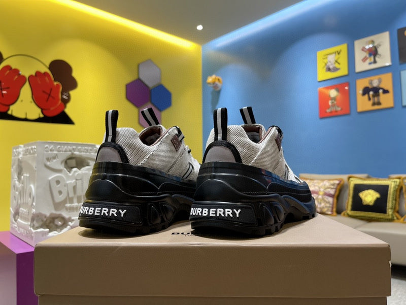 Burberry Luxury Shoes