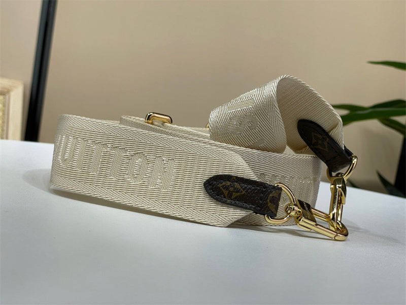 PHA - LOV Bags - 410