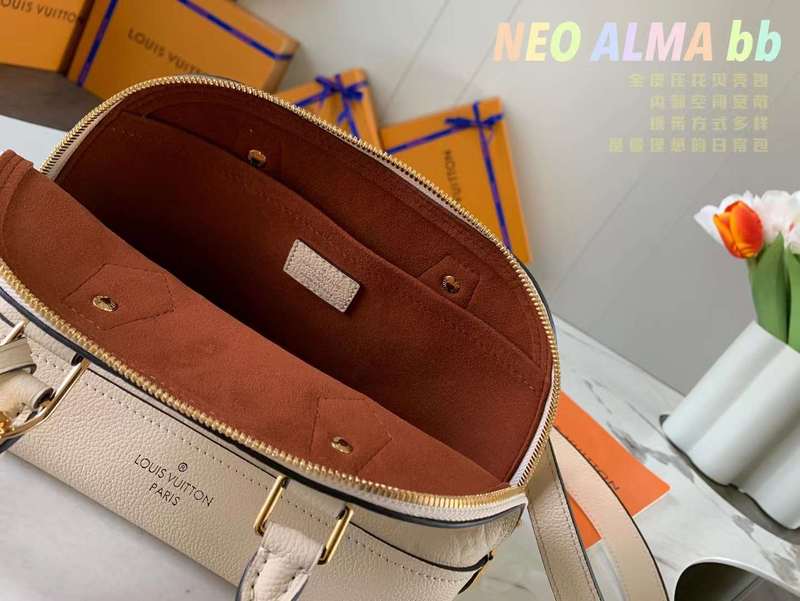 LOV2 Bags - Luxurious Bags  324