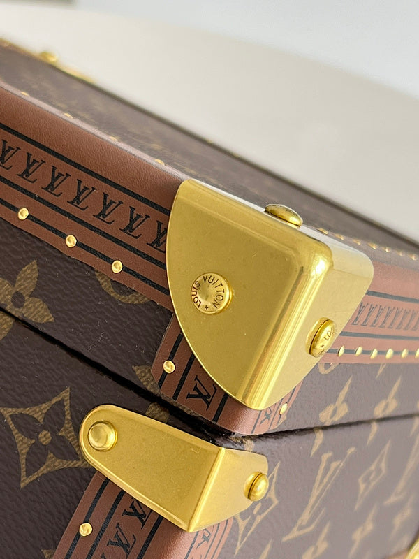 I W Fashion Lu-Vi Bags - 16834