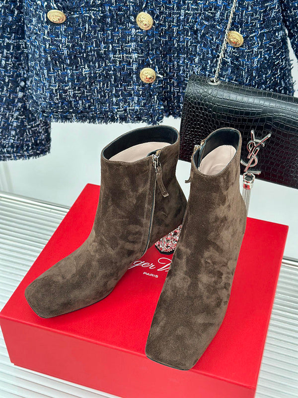 Roger Vivier Luxury Shoes