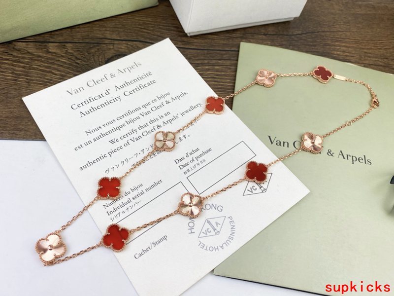 Van Cleef & Arples Jewelry