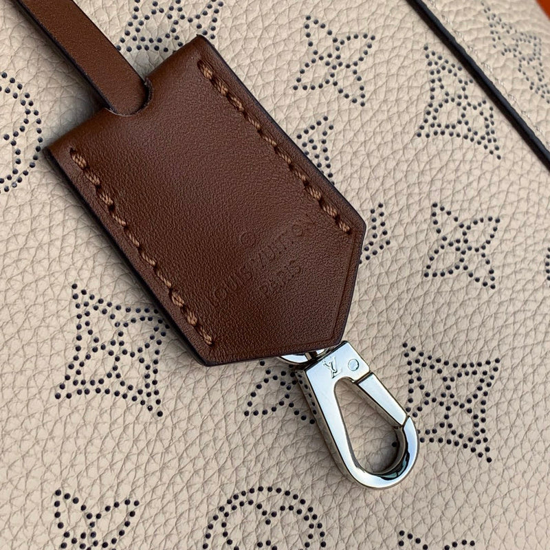 LOV2 Bags - Luxurious Bags  986
