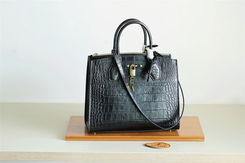 I W Fashion Lu-Vi bags - 8035