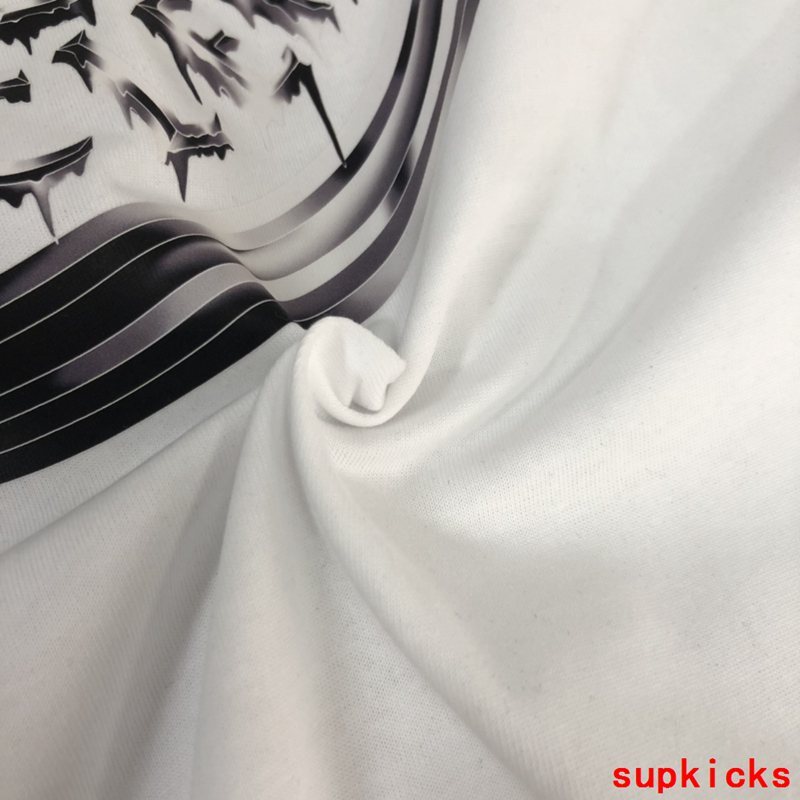 Moncler Luxury Cloth