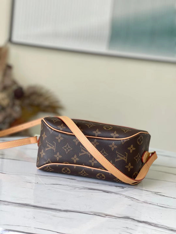 I W Fashion Lu-Vi bags - 17267